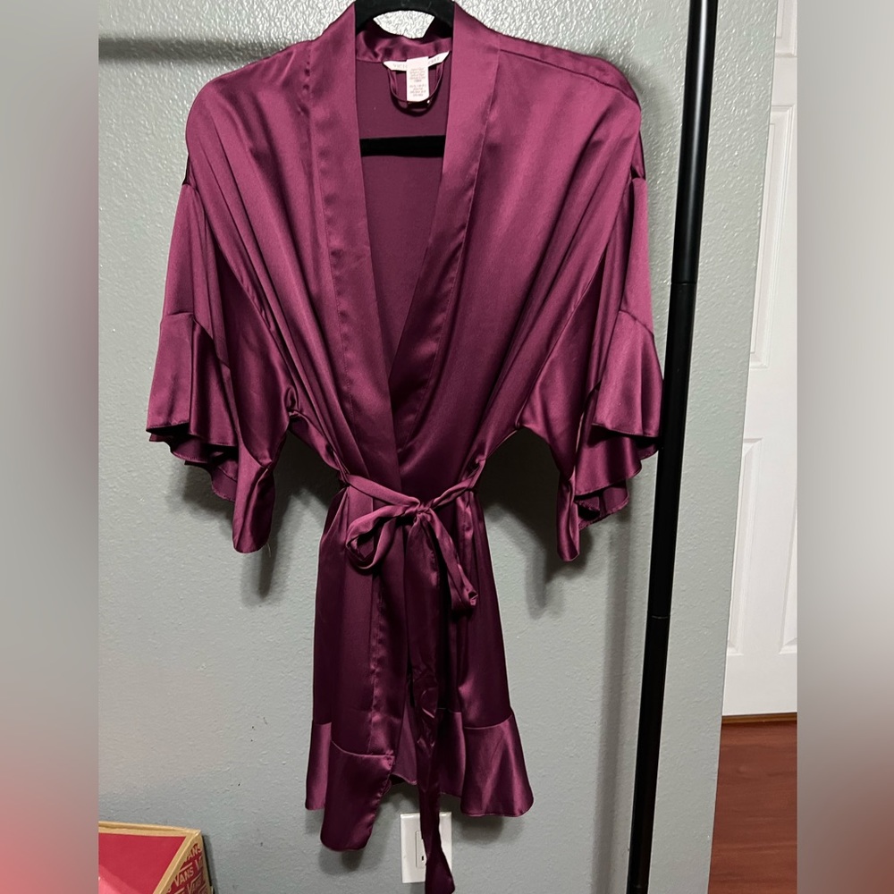 Victoria’s secret | Satin Ruffle Robe - Picture 5 of 8
